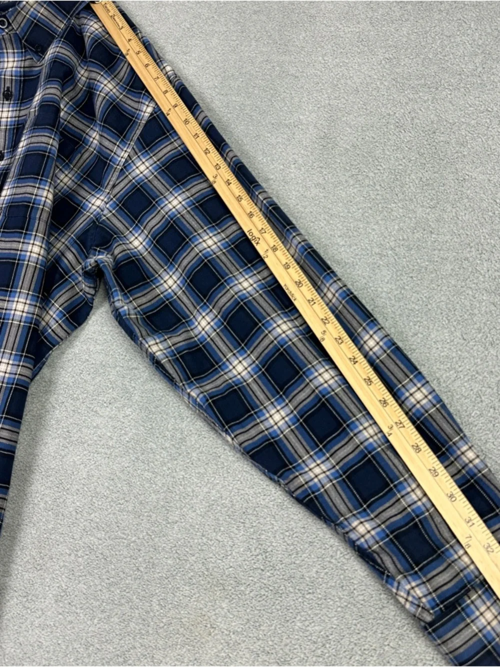 L.L. Bean men tag